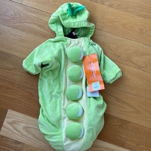 BNWT Infant Pea Costume